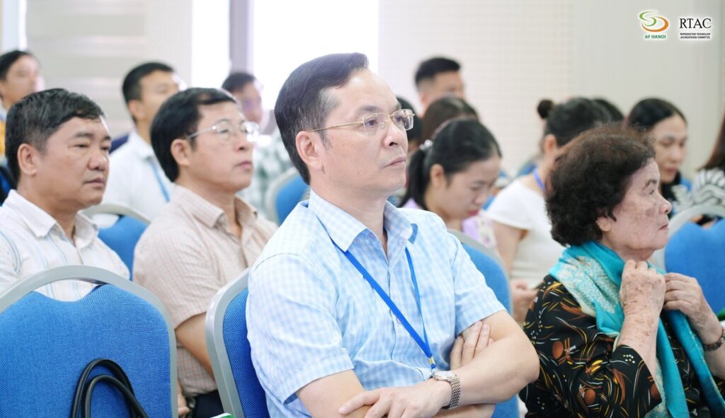 Hoi Thao Cham Soc Suc Khoe Tinh Duc Nu 15