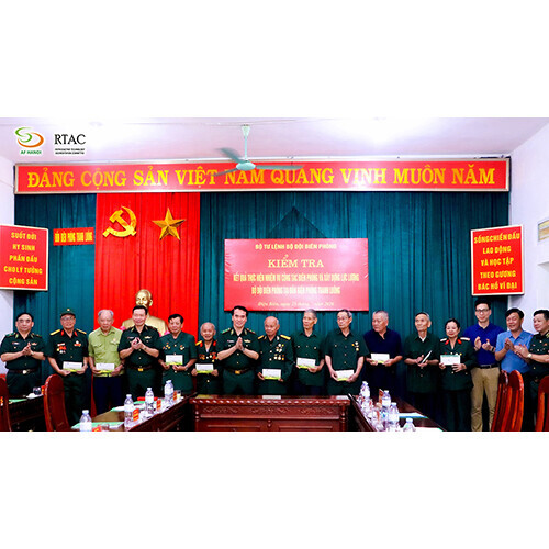 Af Hanoi Vinh Du Dong Hanh Cung Bo Doi Bien Phong Trong Chuoi Hoat Dong Tri An Tai Dien Bien Thumb